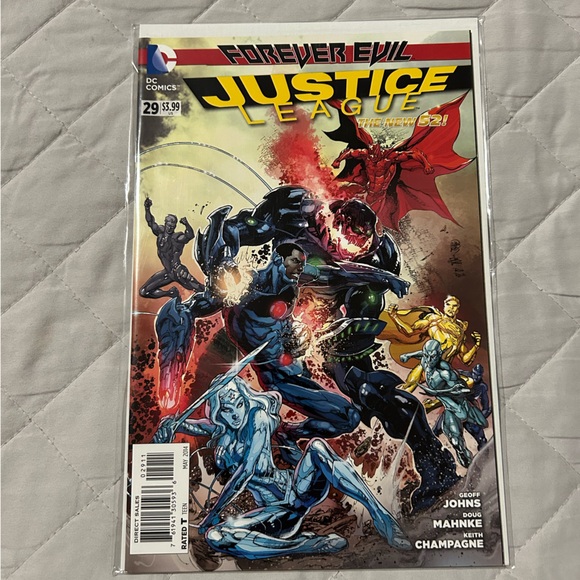 DC NEW 52 JUSTICE LEAGUE - Picture 3 of 6